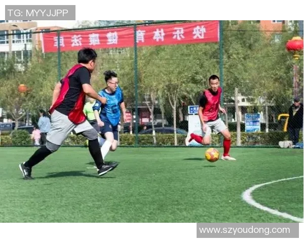 世界著名球星绿茵场巅峰对决展现足球无尽魅力与激情